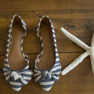 Bow flats